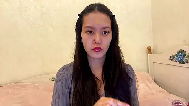 Snapshot of ayanovae chatting on 04/03/26, 05:49 ayanovae online show from 04/03/26, 05:49