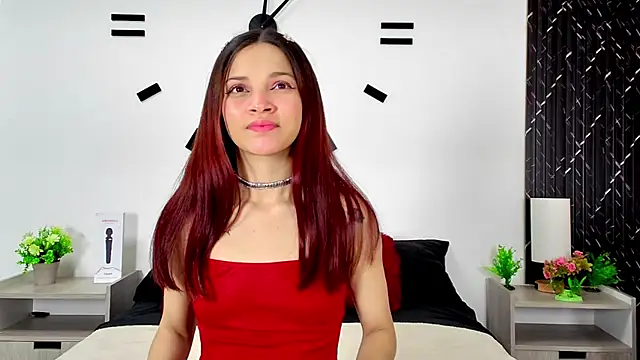 aurora petitee online show from 03/27/26, 12:27