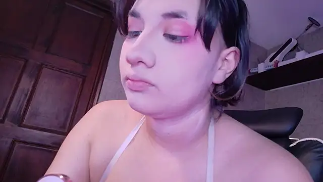 Carmillaa online show from 04/15/26, 10:32