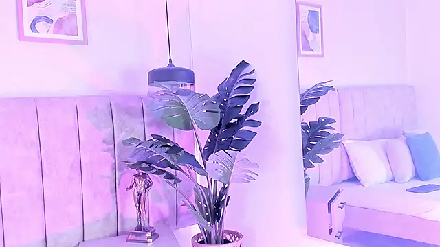 Snapshot of alissonvega chatting on 03/28/26, 01:00 alissonvega online show from 03/28/26, 01:00