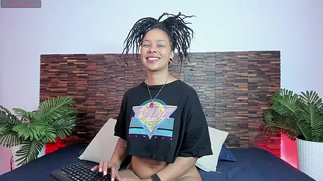 andreazoe online show from 04/14/26, 02:34