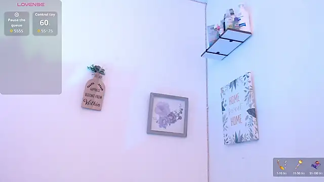 Snapshot of sofy_bonnet1 chatting on 04/15/26, 12:34 sofy bonnet1 online show from 04/15/26, 12:34