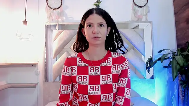 Snapshot of sofy_bonnet1 chatting on 05/03/26, 12:11 sofy bonnet1 online show from 05/03/26, 12:11