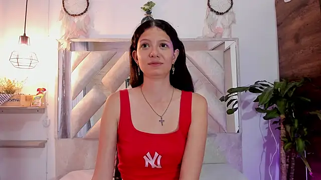 Snapshot of sofy_bonnet1 chatting on 05/12/26, 12:35 sofy bonnet1 online show from 05/12/26, 12:35
