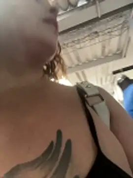 MiaHotboobs online show from 04/10/26, 09:08