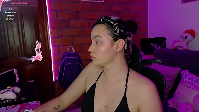 Haru1  online show from 04/13/26, 08:36