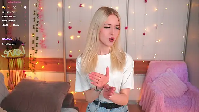 ScarlettRansdell online show from 04/05/26, 04:15