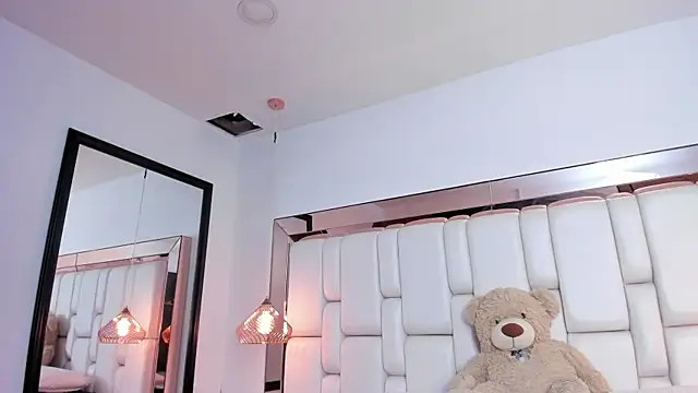 VaneAguirre online show from 04/02/26, 12:25