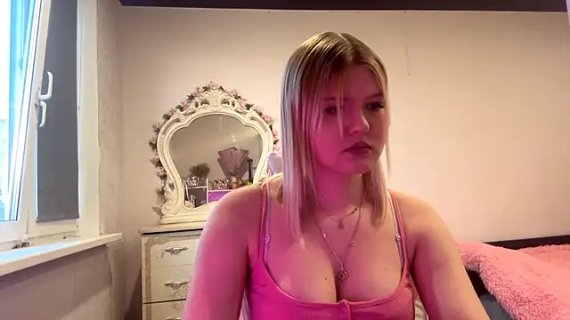 SweettAnny online show from 05/15/26, 05:09