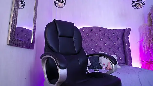 Lizza Jones online show from 04/09/26, 12:32