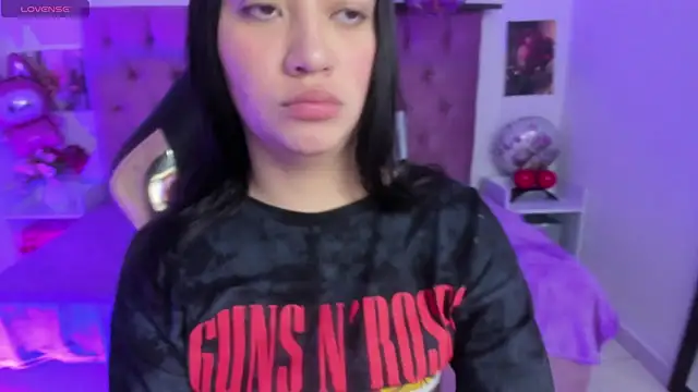 Snapshot of Skay_wish chatting on 04/16/26, 12:28 Skay wish online show from 04/16/26, 12:28