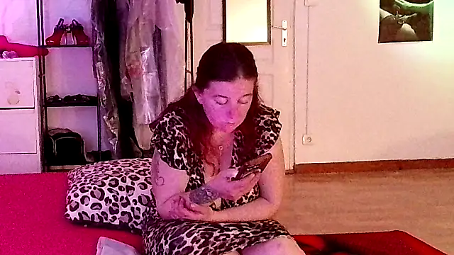 C0chonne59  online show from 04/02/26, 09:34