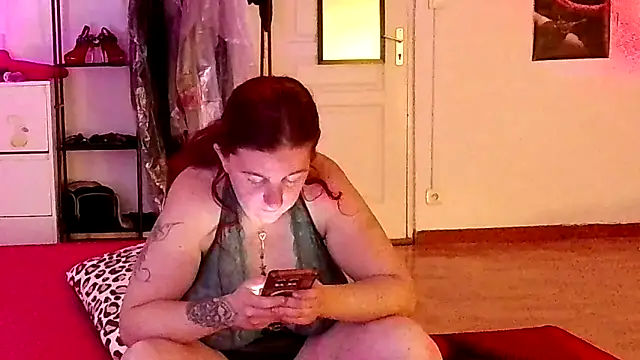 C0chonne59  online show from 04/10/26, 05:50