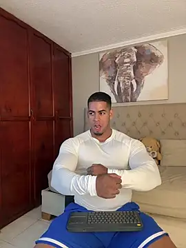 Snapshot of Trevor_vinc chatting on 04/02/26, 01:09 Trevor vinc online show from 04/02/26, 01:09