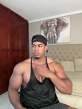 Snapshot of Trevor_vinc chatting on 04/05/26, 01:19 Trevor vinc online show from 04/05/26, 01:19