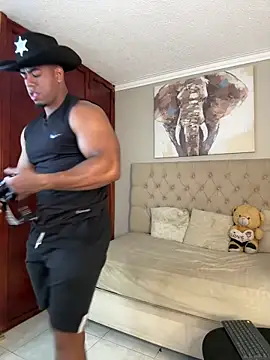 Snapshot of Trevor_vinc chatting on 04/08/26, 01:22 Trevor vinc online show from 04/08/26, 01:22