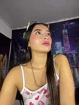 Itze Mua online show from 03/26/26, 03:12