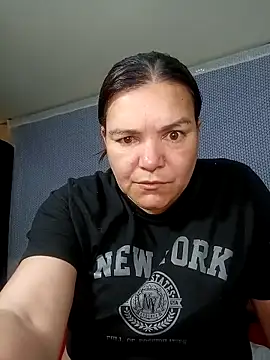 Zuleyka 69 online show from 04/13/26, 11:05