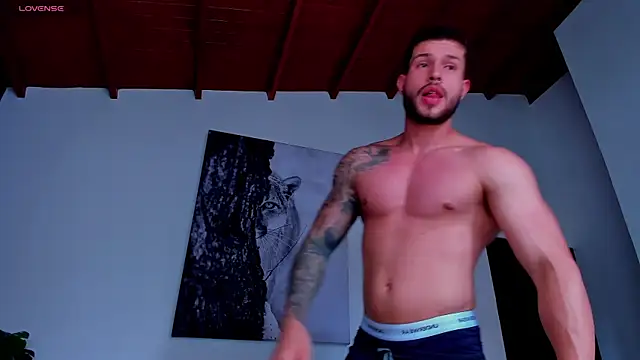 Santos ramirez1 online show from 04/05/26, 03:09