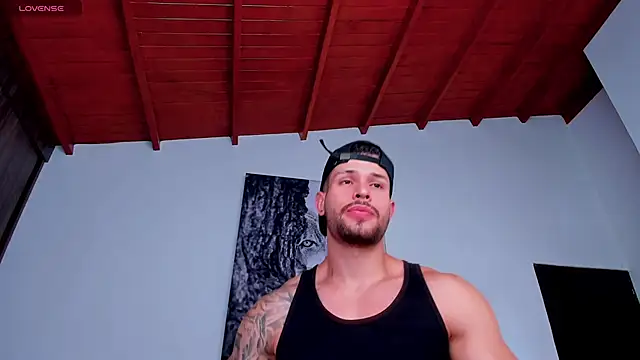 Santos ramirez1 online show from 04/11/26, 02:32