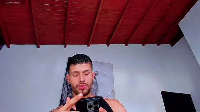 Santos ramirez1 online show from 04/20/26, 01:47