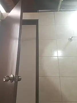 sofia-larson online show from 04/17/26, 07:39