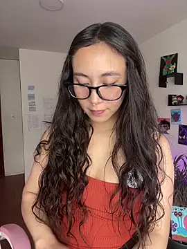 Aikoo o online show from 04/08/26, 09:15