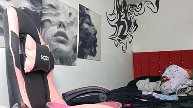 Nubeseliminadas online show from 07/15/26, 03:23