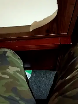 oneeyedwonder96 online show from 03/28/26, 06:13