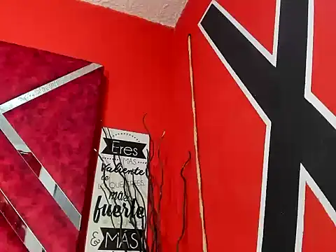 chrisstin foxx  online show from 04/17/26, 05:32