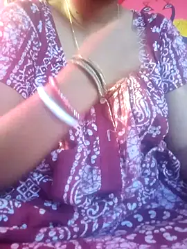 Snapshot of itz-priya chatting on 04/14/26, 10:10 itz-priya online show from 04/14/26, 10:10