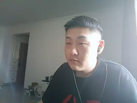 Snapshot of Llpl322 chatting on 04/09/26, 07:47 Llpl322 online show from 04/09/26, 07:47