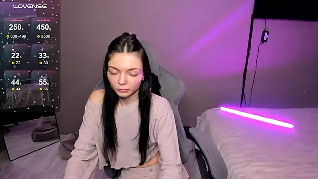 Snapshot of SweetMary_adam chatting on 04/01/26, 02:25 SweetMary adam online show from 04/01/26, 02:25