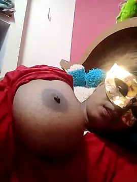 Snapshot of hotpussyxxx777 chatting on 05/28/26, 03:48 hotpussyxxx777 online show from 05/28/26, 03:48