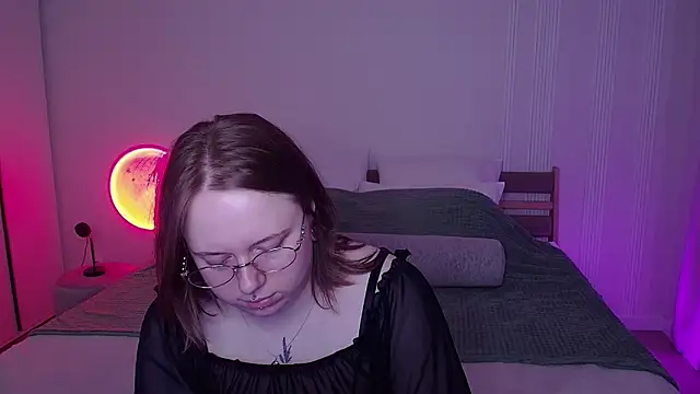 SelenaLily online show from 04/10/26, 02:44