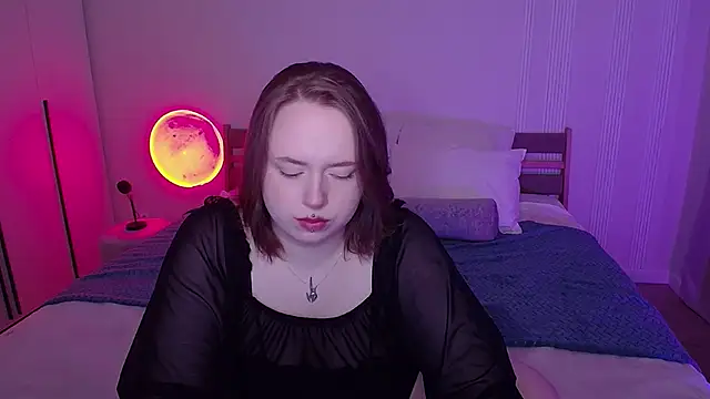 SelenaLily online show from 04/15/26, 02:57