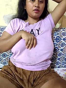 Tridha 2 online show from 04/12/26, 11:37