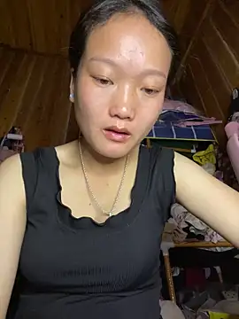 Jolinie online show from 03/28/26, 04:56