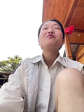 Jolinie online show from 04/05/26, 05:59