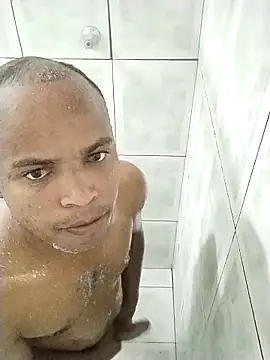 Snapshot of Pretinho-01 chatting on 04/10/26, 10:14 Pretinho-01 online show from 04/10/26, 10:14