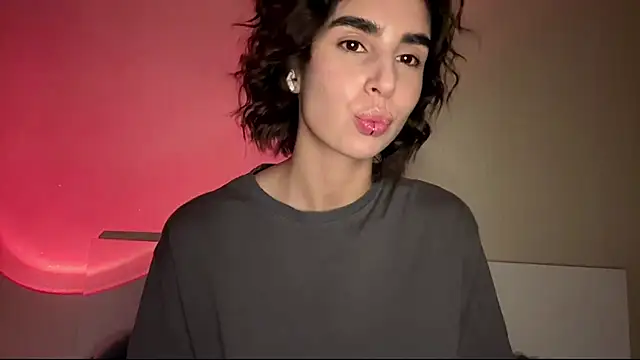 Snapshot of StephenAbati chatting on 04/01/26, 02:03 StephenAbati online show from 04/01/26, 02:03