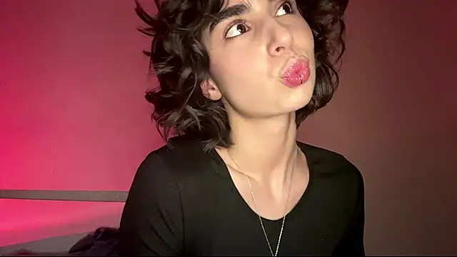 Snapshot of StephenAbati chatting on 04/04/26, 12:13 StephenAbati online show from 04/04/26, 12:13