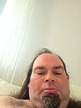 Snapshot of RickErtler chatting on 04/01/26, 06:27 RickErtler online show from 04/01/26, 06:27