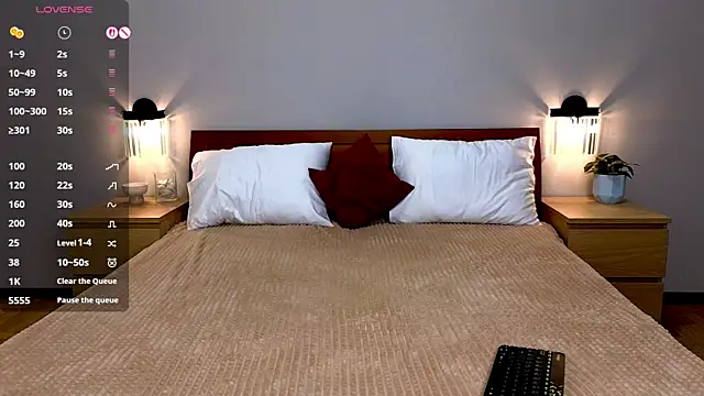 FarieKate online show from 04/10/26, 02:33