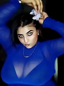 Sanaya Gil online show from 03/31/26, 04:18