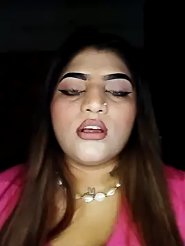 Sanaya Gil online show from 04/15/26, 03:41