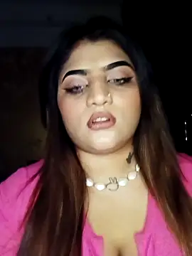 Sanaya Gil online show from 04/15/26, 07:58