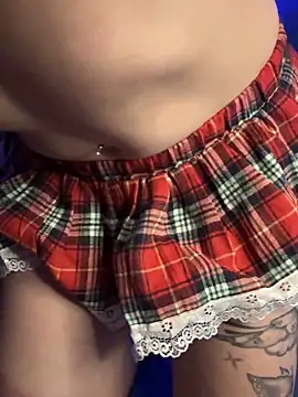 PolizistinKatja online show from 03/25/26, 07:20