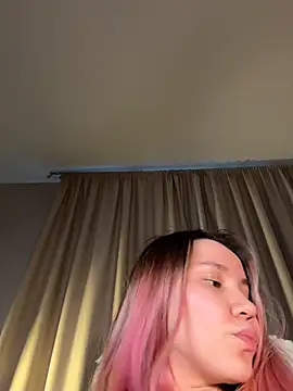cyberleah online show from 05/06/26, 04:45