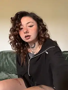 milou xtx online show from 04/13/26, 10:32